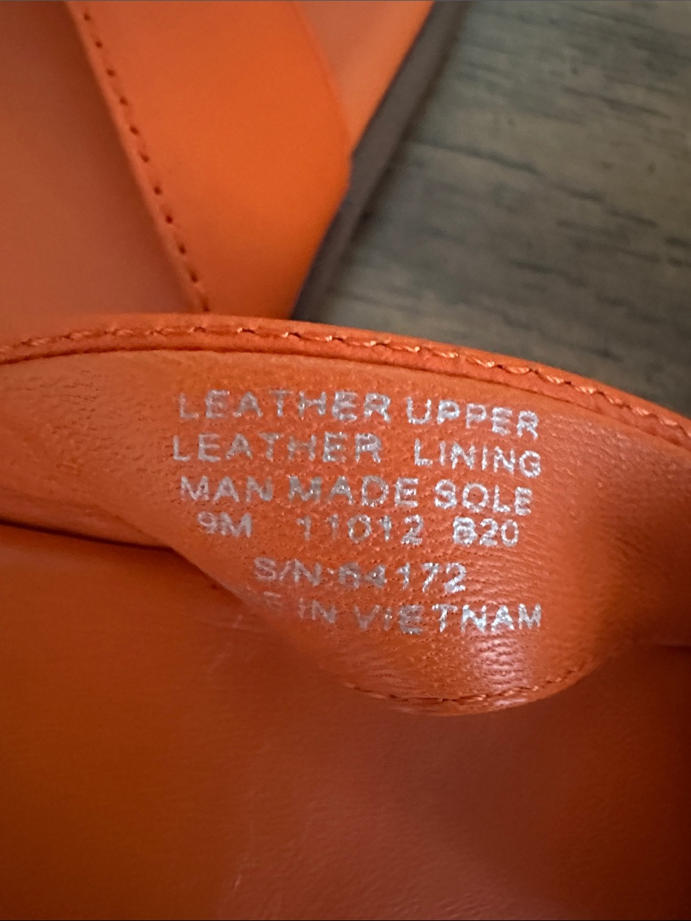 Tory Burch Orange Leather Logo Medallion Thong Sandals- Size 9 - Picture 4 of 4
